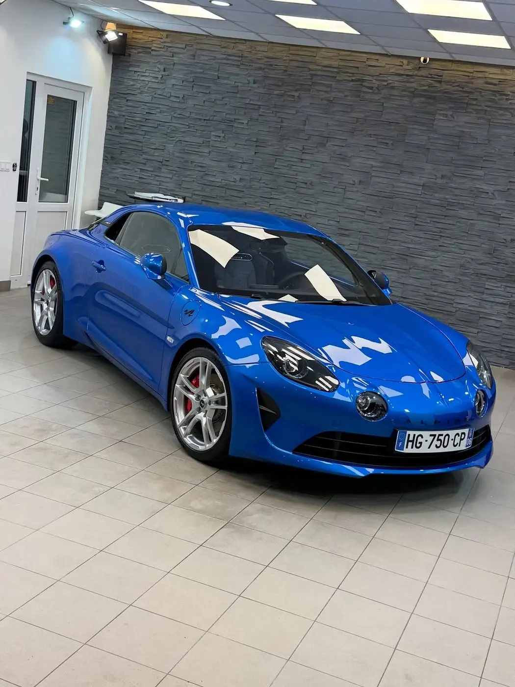 Alpine A110 GTS, predný trojštvrťový pohľad