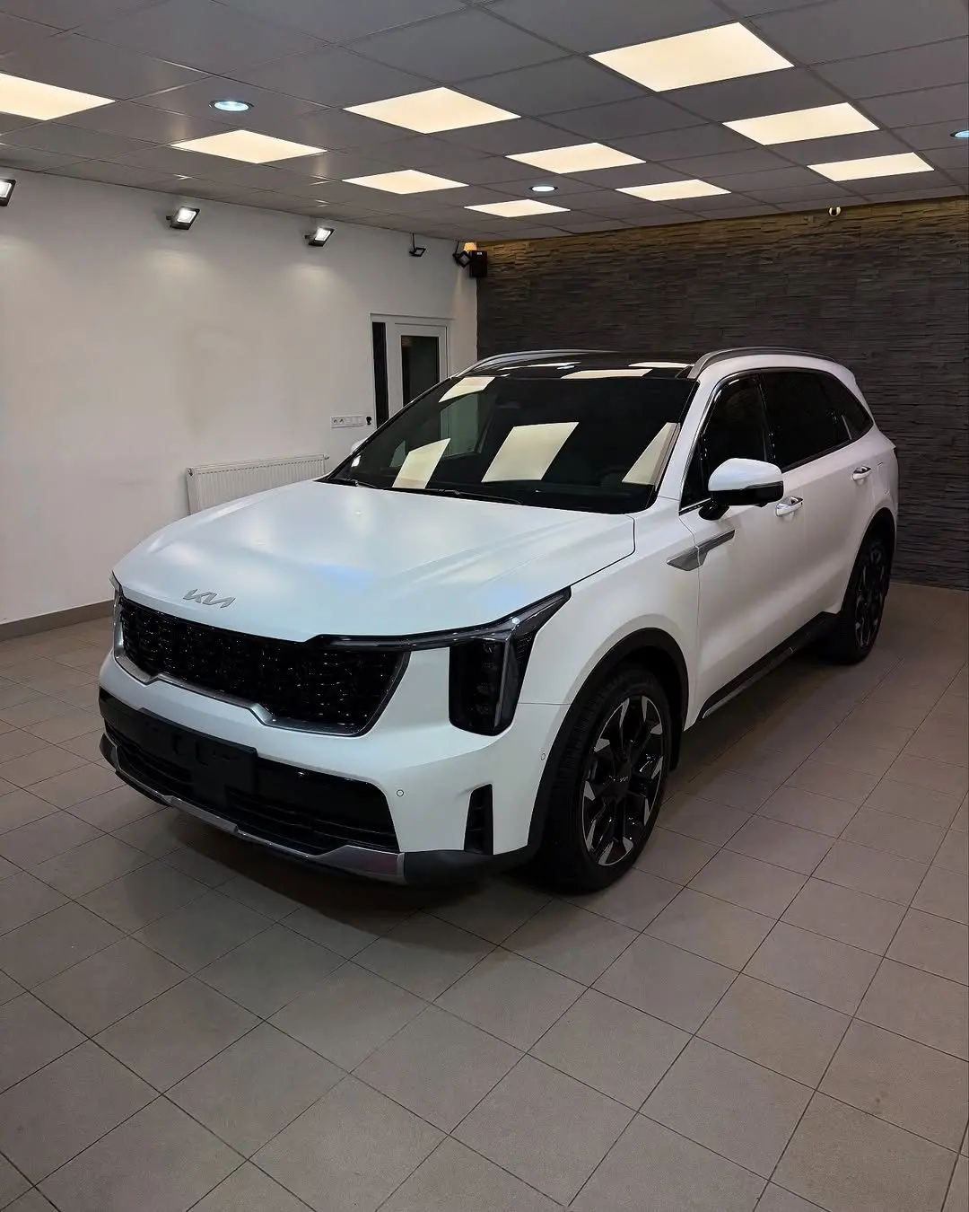 Kia Sorento, predný trojštvrťový pohľad