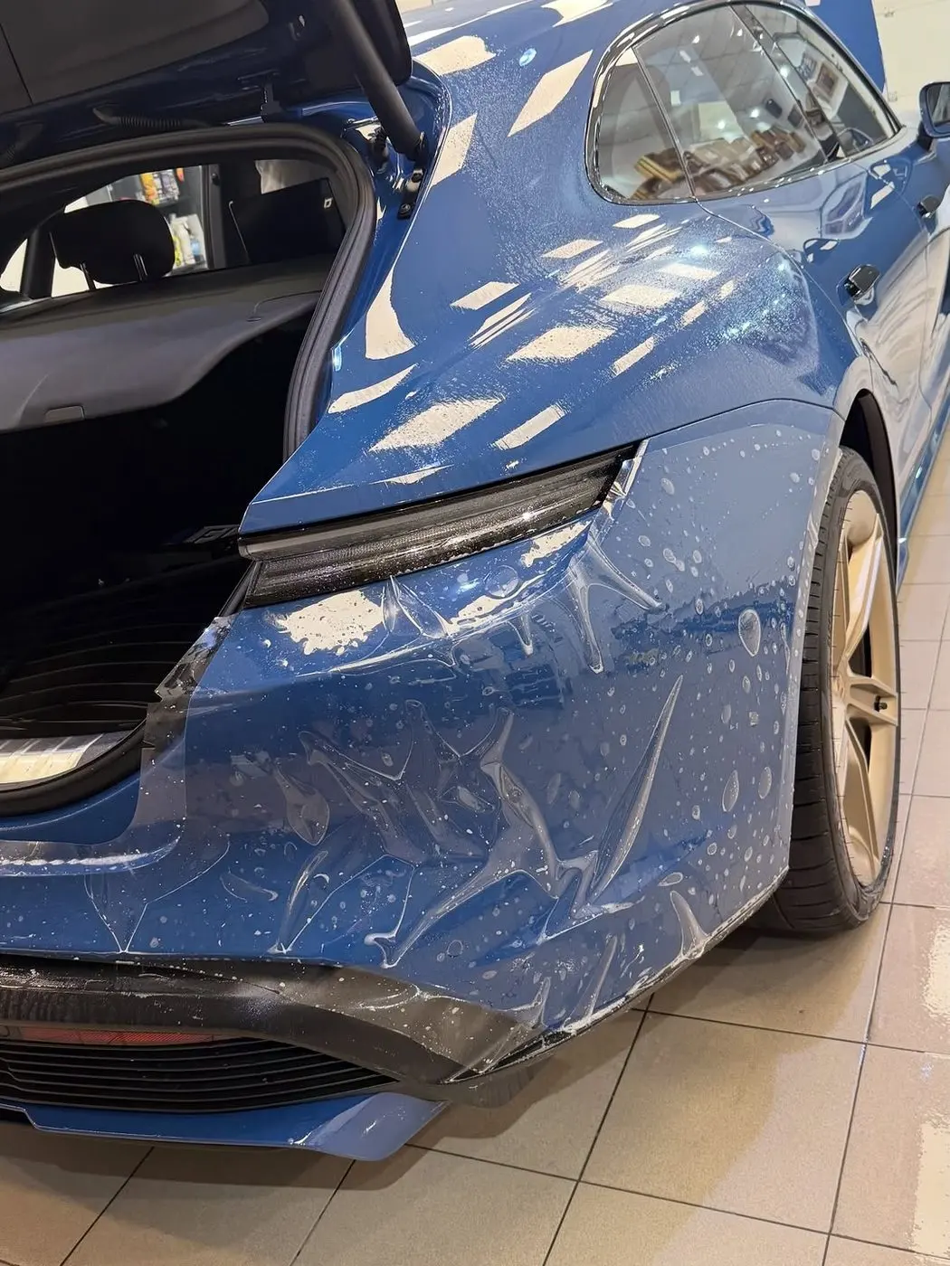 Porsche Taycan, priebeh práce v štúdiu
